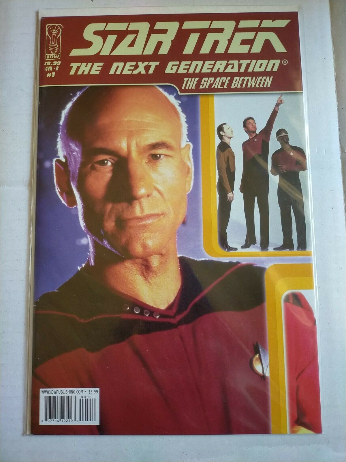 IDW 2006 Star Trek The Next Generation The Space Between Comic