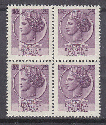 Italy SG 895 1953 25l. violet. White line ERROR on 2 stamps  in block