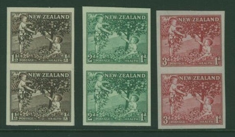 New Zealand NZ SG 755-57 Health Stamps picking apples.  Imperf Proof Pair MUH