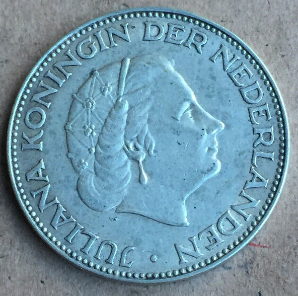 Netherlands 1959 21/2 Guilder Silver Coin Extremely Fine Condition.