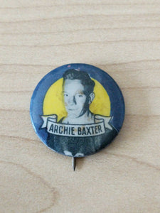 VFL 1950 Argus Tin Football Badge Archie Baxter South Melbourne