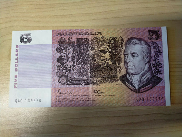 R209b 1985 $5 Johnston Fraser Gothic Serials Banknote Centre Fold Uncirculated
