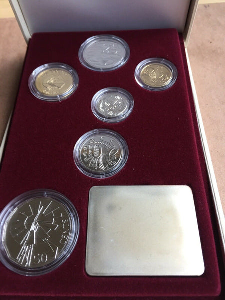 Australia 2002 Royal Australian Mint Wedding Coin Collection. Ideal Anniversary Gift.