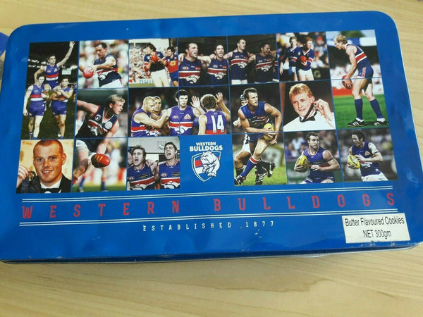 WESTERN BULLDOGS LOT OF BADGES, TIN AND MAGNET