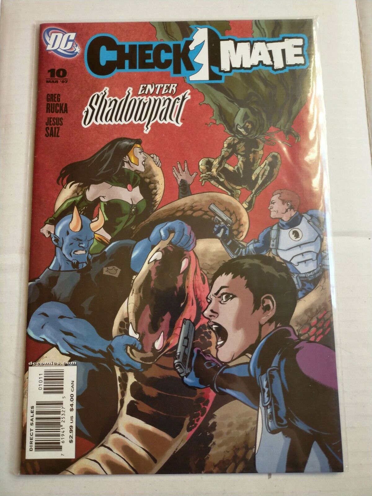 DC Comic Book Checkmate No.10 March 2007