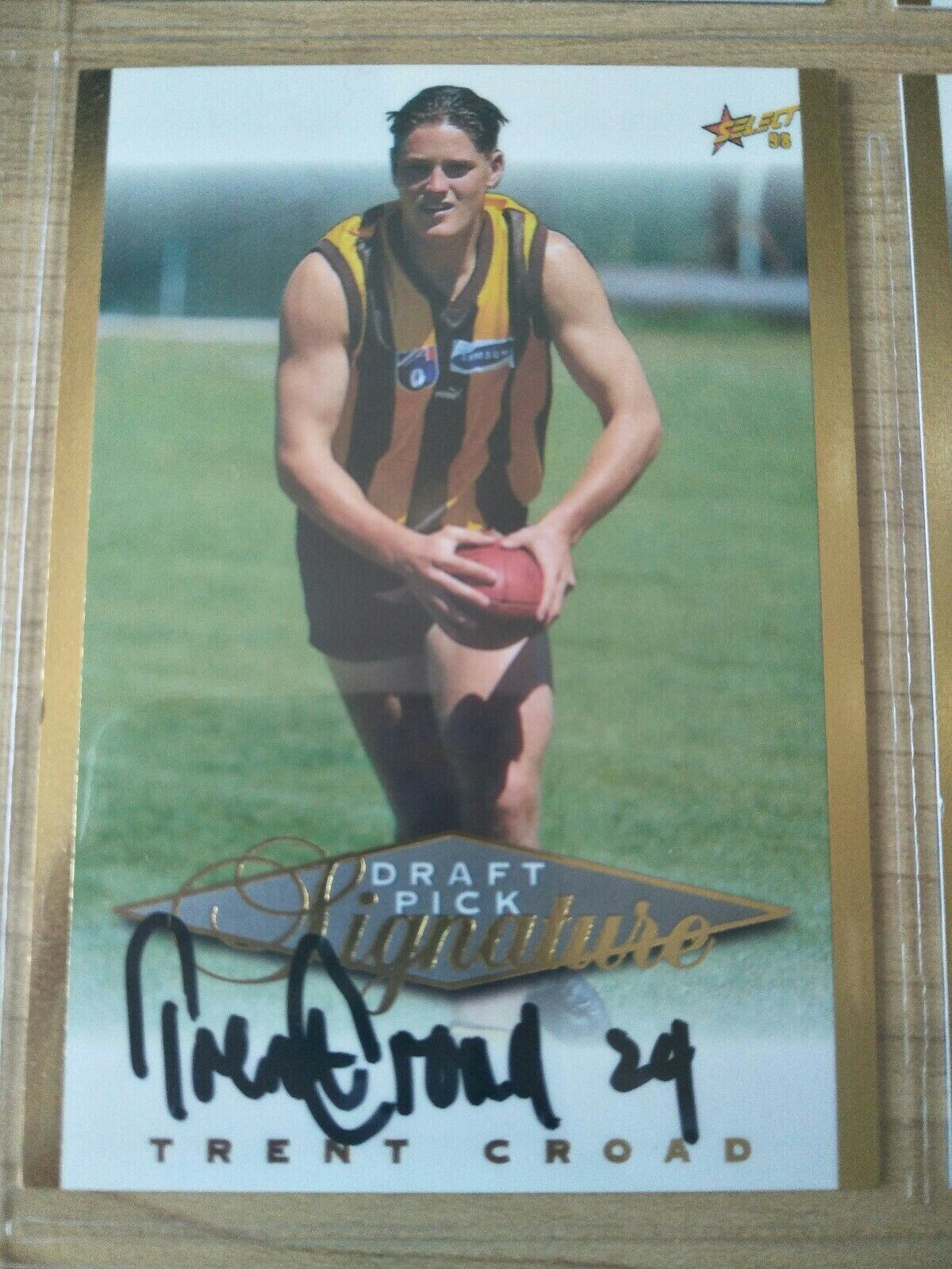 1998 Select Draft Pick Signature Card Trent Croad Hawthorn