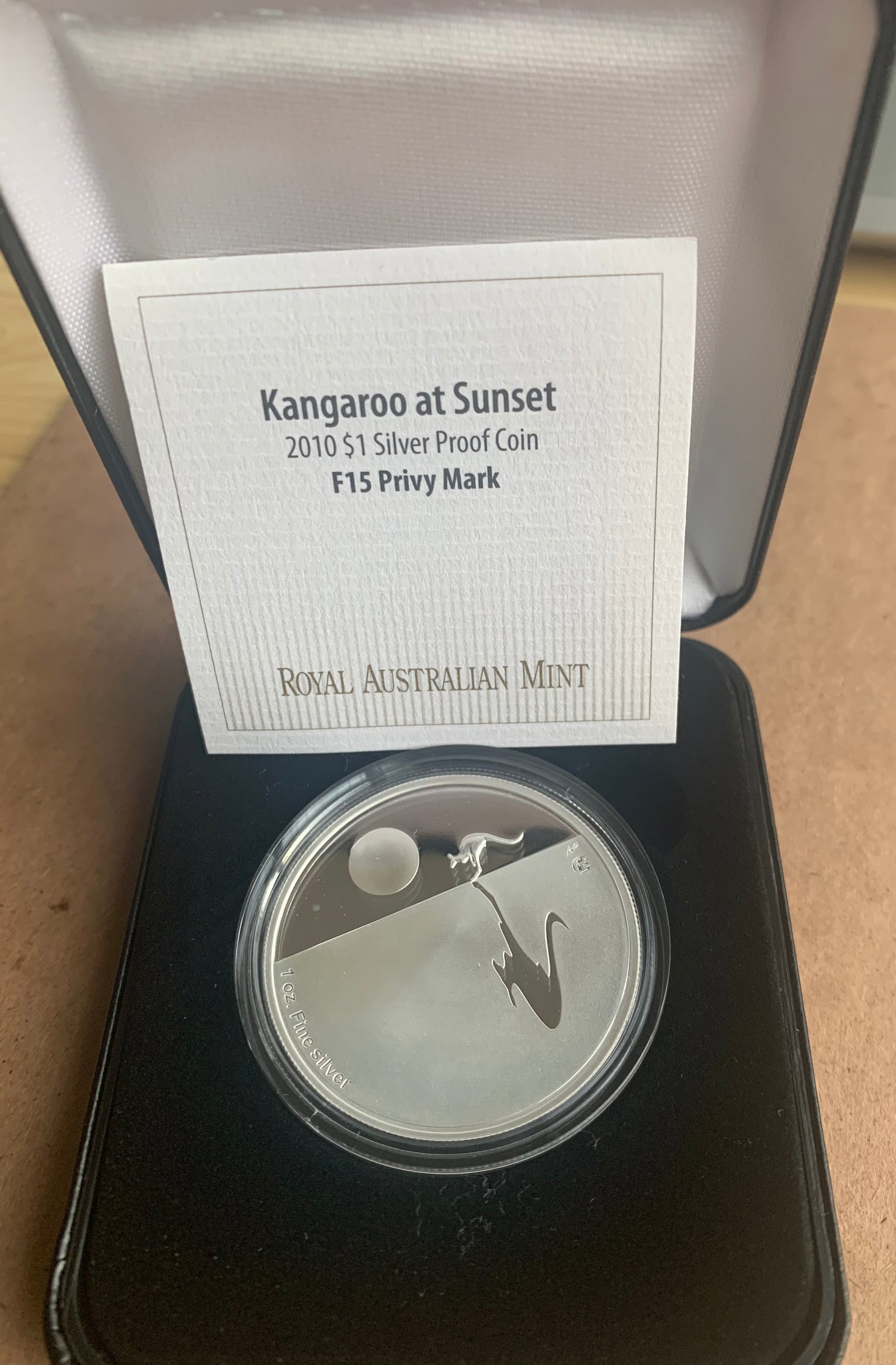 Australia 2010 Royal Australian Mint $1 Kangaroo At Sunset F15 Privy Mark .999 Silver Proof Coin