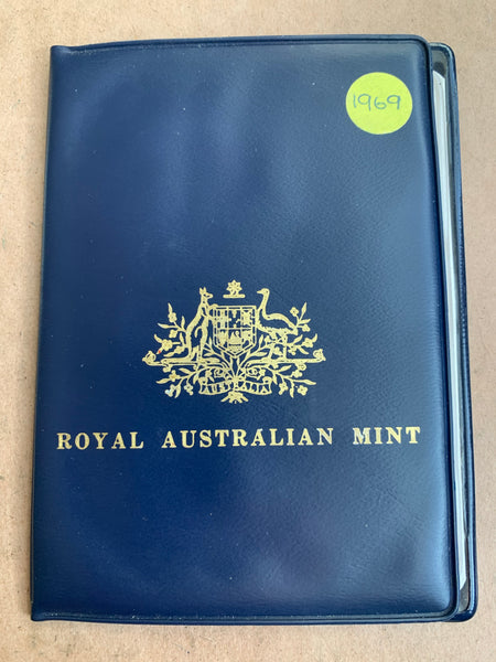 Australia 1969 Royal Australian Mint Uncirculated Coin Set in rare blue wallet