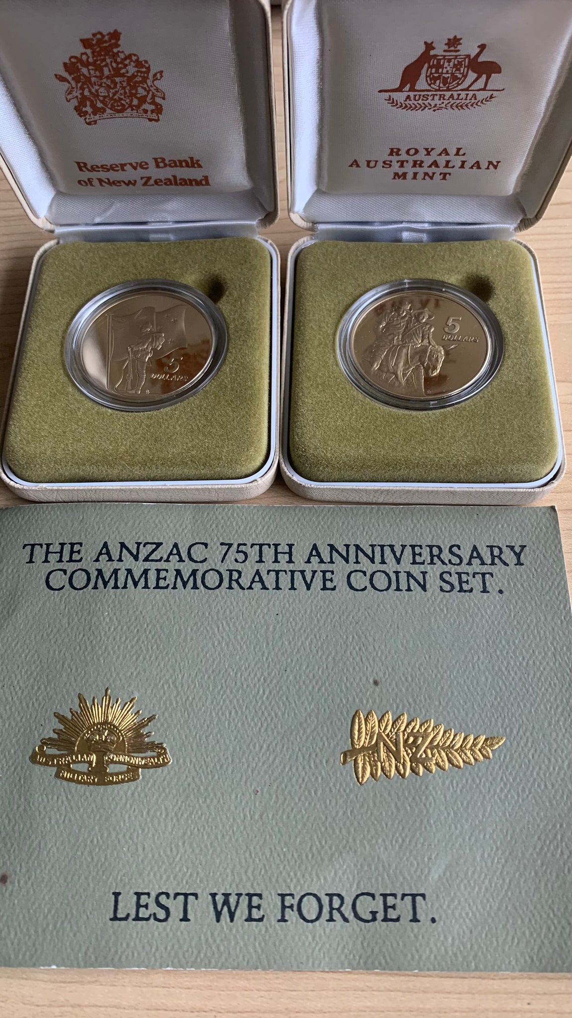 Australia 1990 RAM 75th Anniversary ANZAC $5 Commemorative Coin Set no outside box