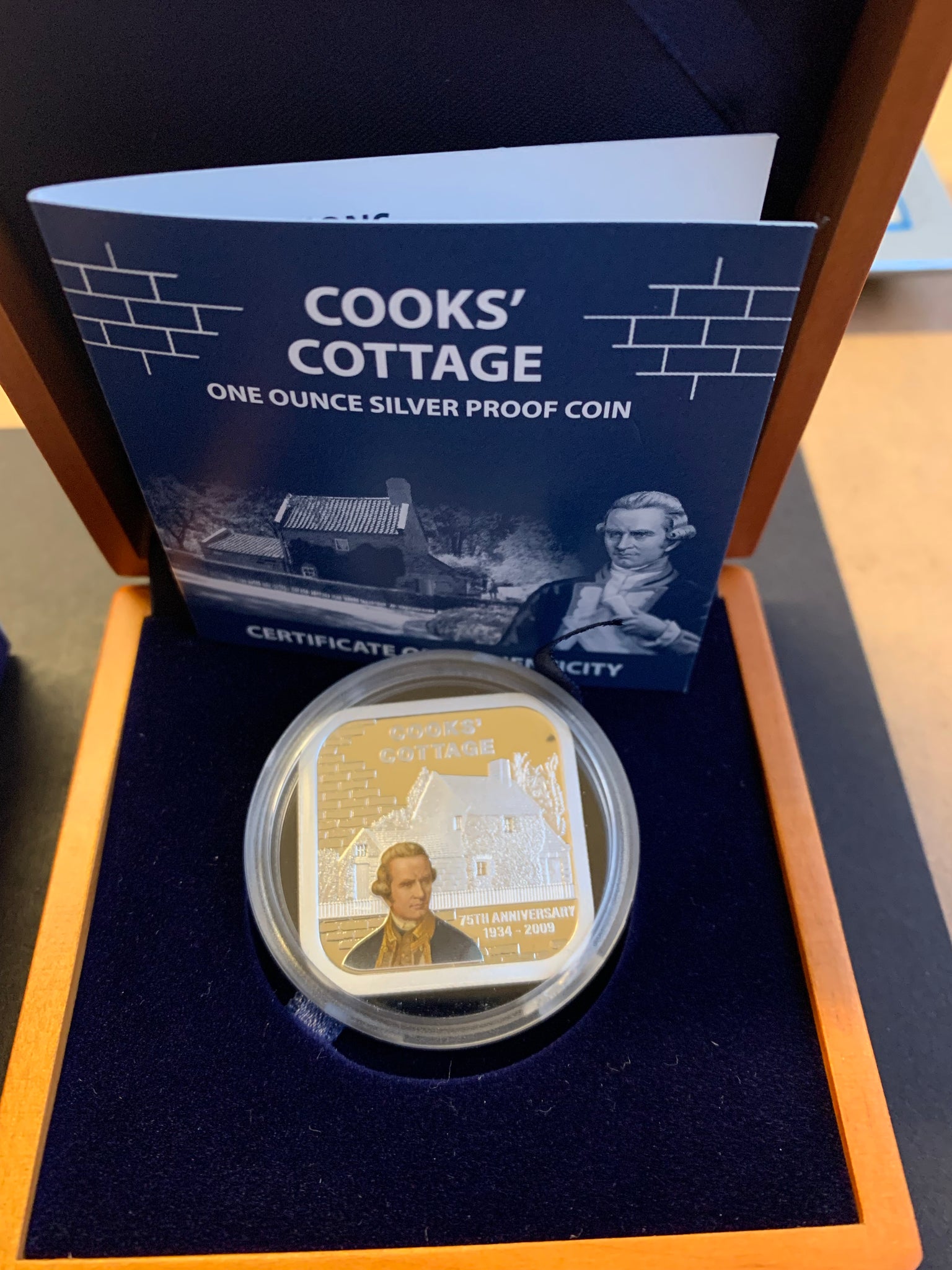 Cook Islands Australia 2009 Perth Mint "Cooks' Cottage"  Coloured  $1  1oz .999 Proof Silver Coin